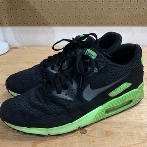 Nike Air Max 90 Mens Size 11.5 Black Neon Green